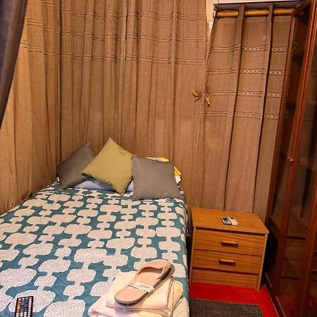 Bonita Habitacion En Chalet バルセロナ エクステリア 写真